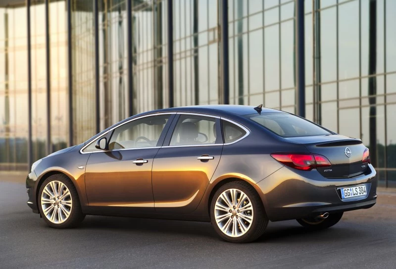 Opel Astra Sedan Opel Astra Sedan