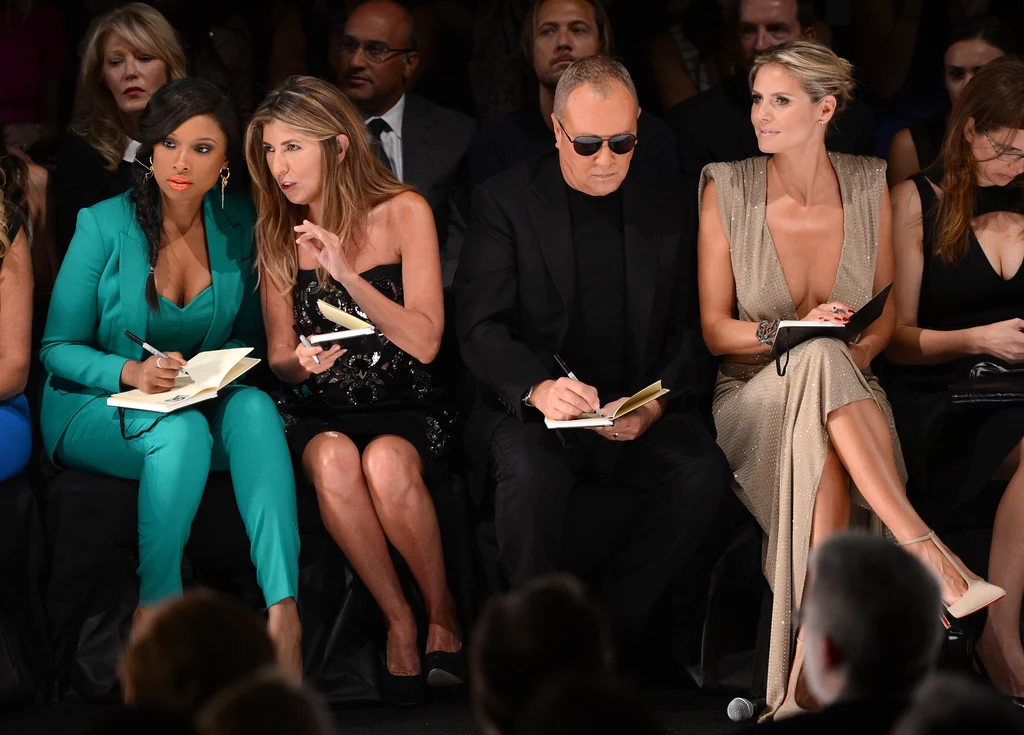 Podoba wam się sukienka Heidi Klum?