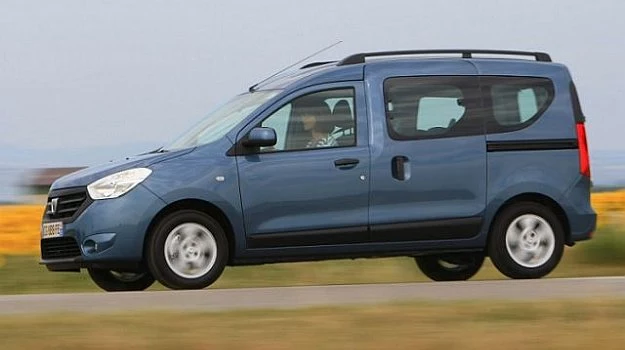 Dacia Dokker wykorzystuję płytę podłogową Renault Kangoo.