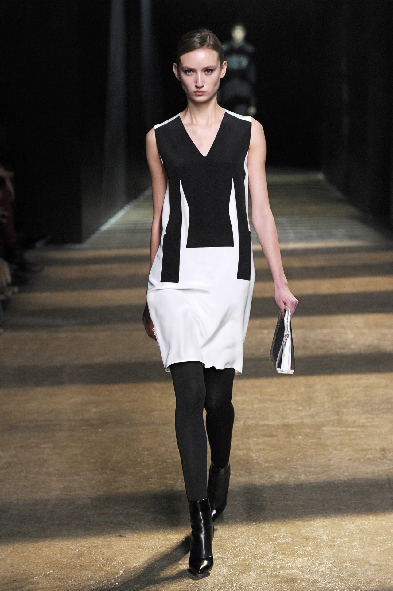 Wyszczuplająca geometria - Phillip Lim Wyszczuplająca geometria - Phillip Lim