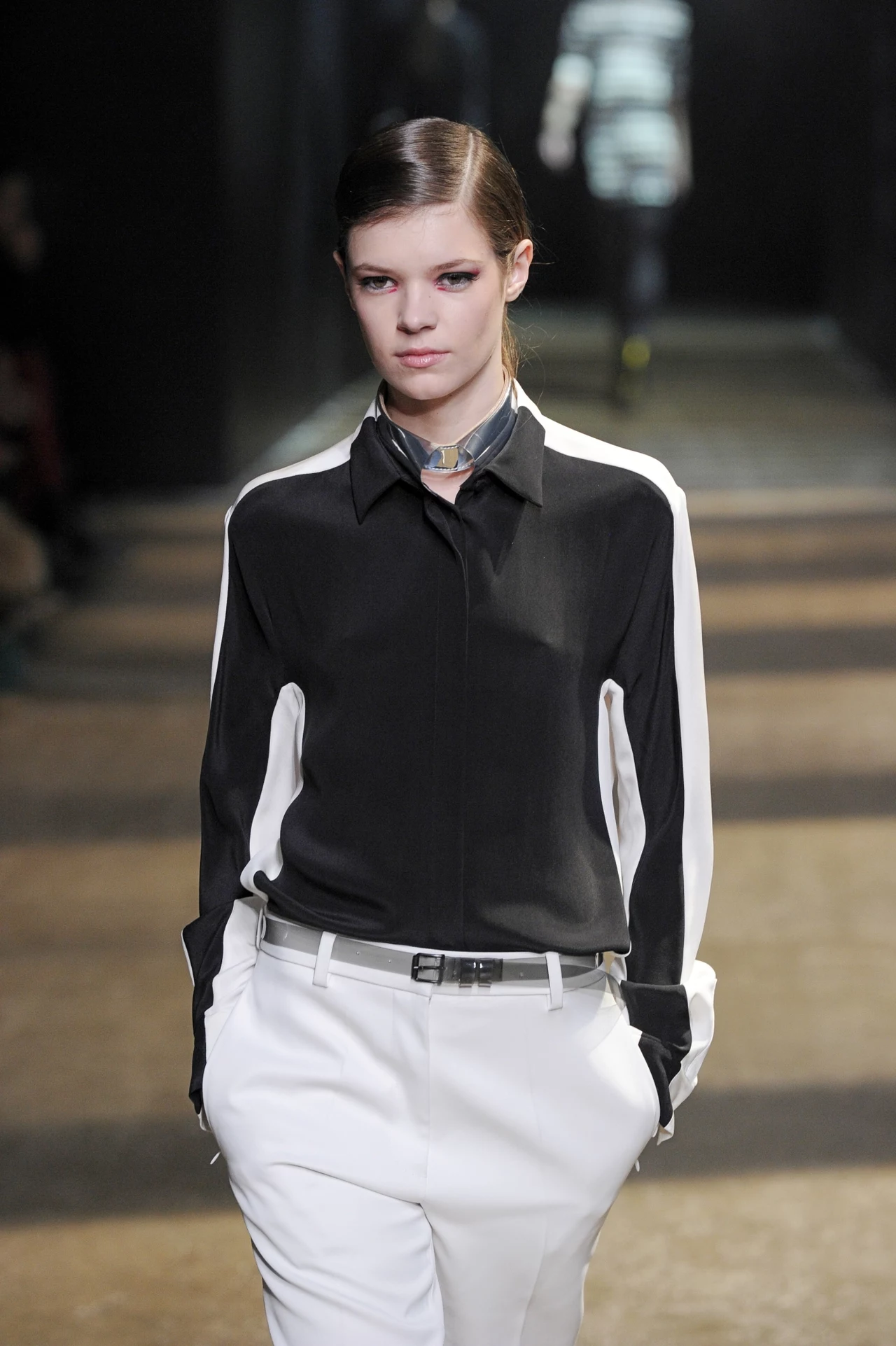 Wyszczuplająca geometria - Phillip Lim Wyszczuplająca geometria - Phillip Lim