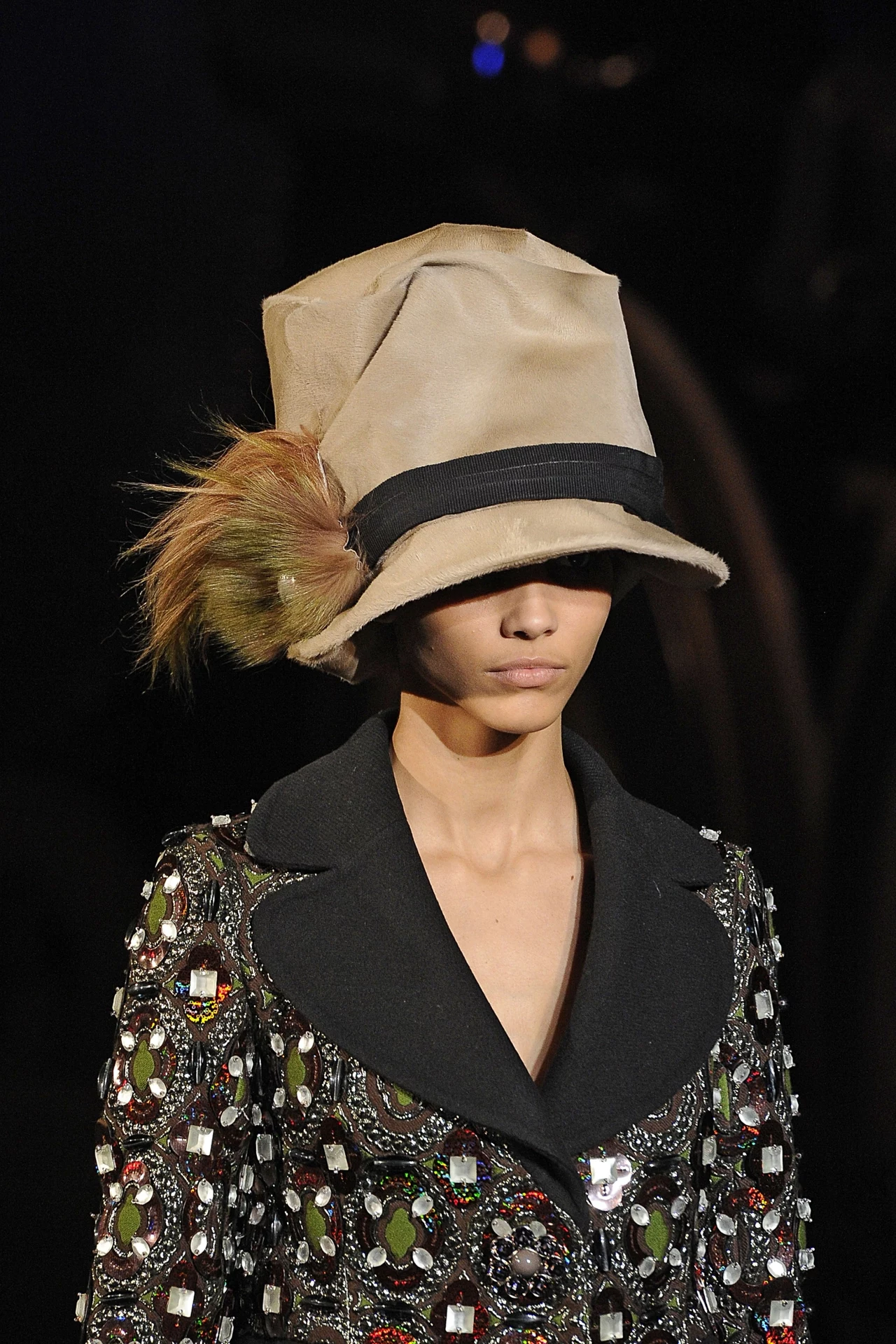 Kapelusz projektu Louis Vuitton Kapelusz projektu Louis Vuitton