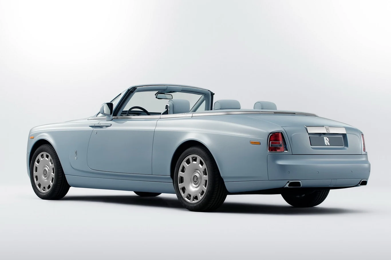 Rolls-Royce Phantom Drophead Coupe art deco Rolls-Royce Phantom Drophead Coupe art deco
