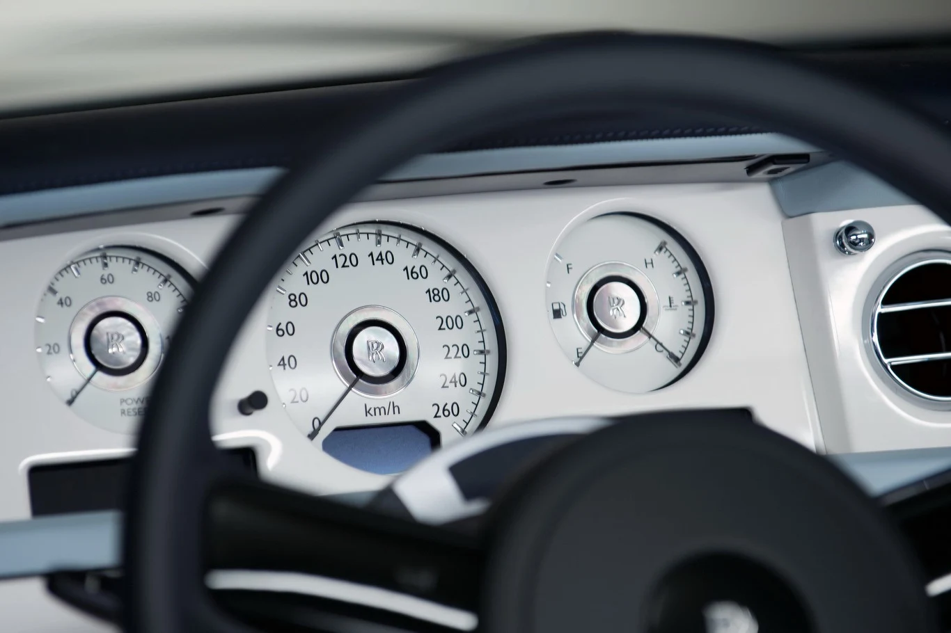 Rolls-Royce Phantom Drophead Coupe art deco Rolls-Royce Phantom Drophead Coupe art deco