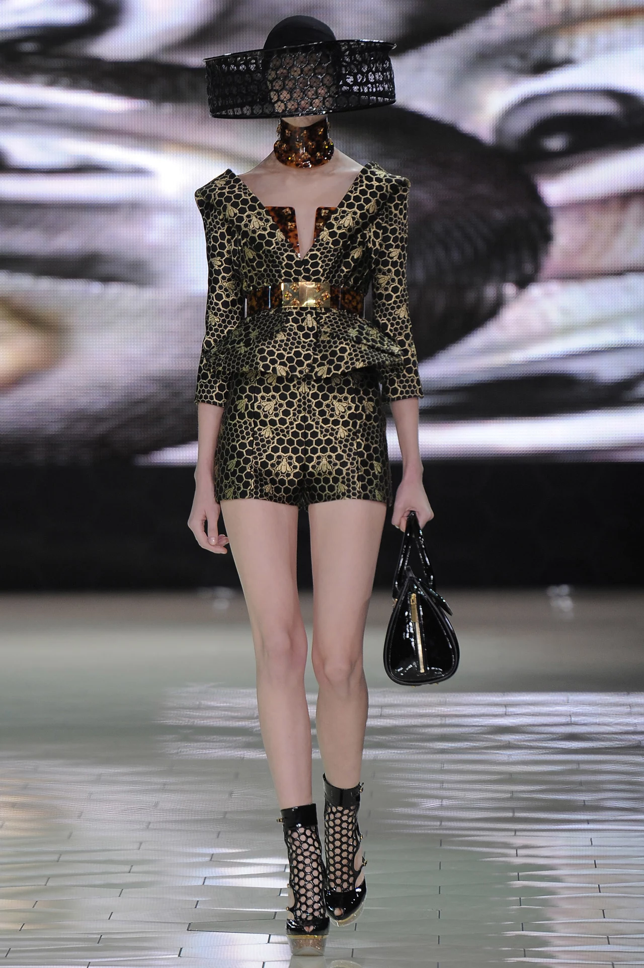 Alexander McQueen - wiosna-lato 2013 Alexander McQueen - wiosna-lato 2013