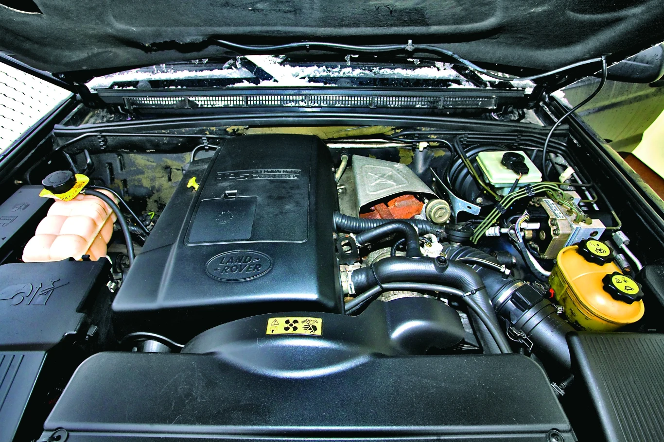 Turbosprężarkę łatwo wyciągnąć, przy tym jest to standardowy model Garretta.