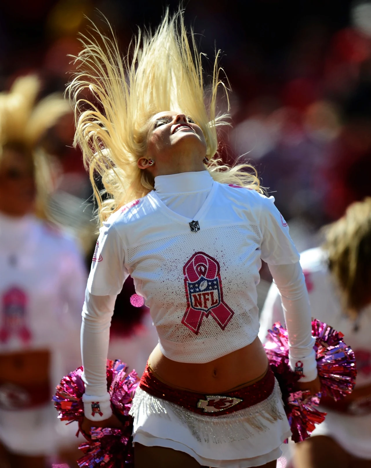 Cheerleaderka Kansas City Chiefs podczas meczu z Baltimore Ravens