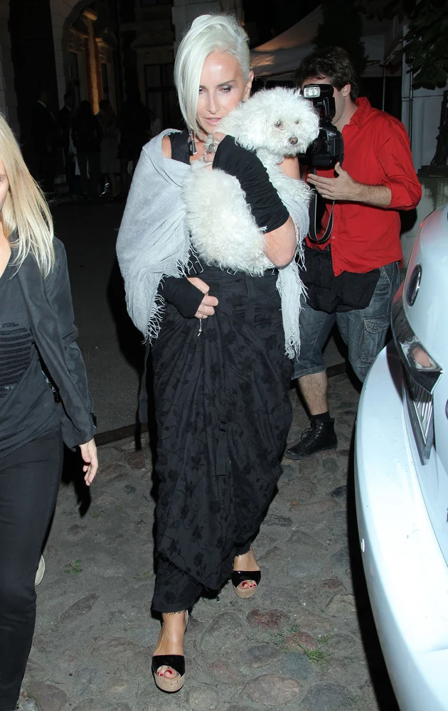 Kora z suczką Ramoną Kora z suczką Ramoną