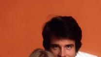 Warren Beatty. Biograf aktora wyliczył dokładnie, że Warren spał w swoim życiu
z 12775 kobietami. Na zdjęciu Warren Beatty w 1975 roku z Goldie Hawn i Julie Christie