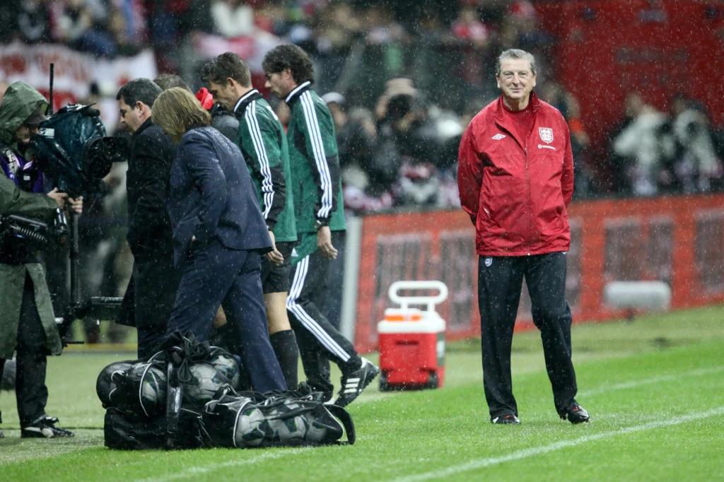 Deszcz zalał murawę Stadionu Narodowego tuż przed meczem z Anglią Deszcz zalał murawę Stadionu Narodowego tuż przed meczem z Anglią