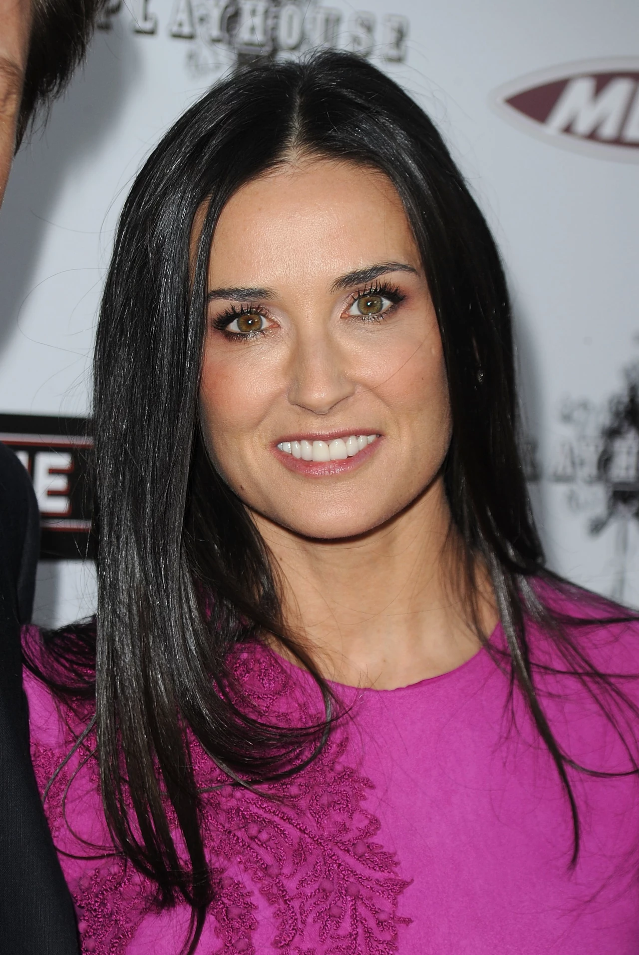 Demi Moore uważa, że dobrze dobrane perfumy potrafią poprawić samopoczucie. Demi Moore uważa, że dobrze dobrane perfumy potrafią poprawić samopoczucie.
