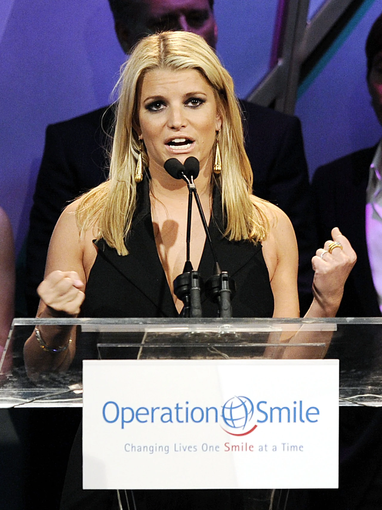 "Pierdzę pod kołdrą" - przyznała się Jessica Simpson (31 l.), zdradzając powód, dla którego uważa, że jej mężczyzna nie ma z nią łatwo.