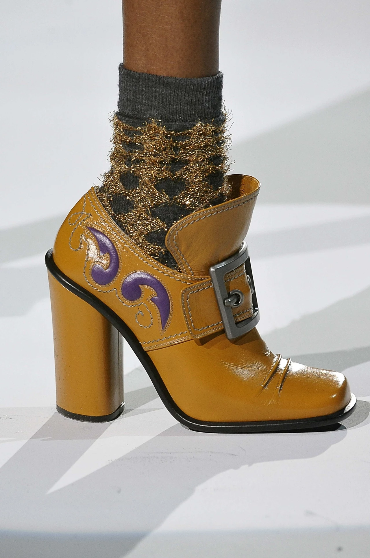 Modne buty - trendy jesień-zima 2012/12013