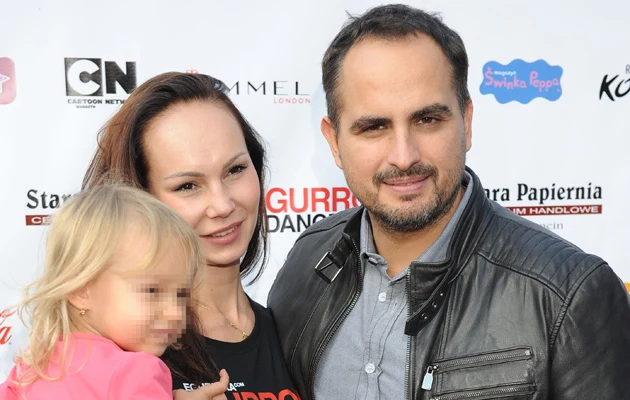 Nina Tyrka, Agustin Egurrola