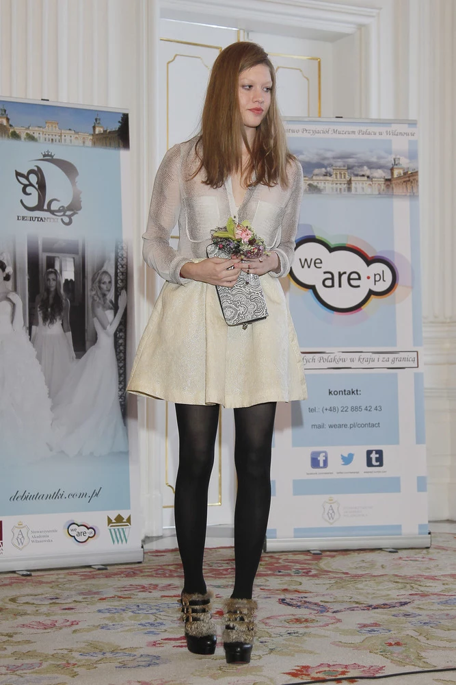 20-letnia Aleksandra Linda 20-letnia Aleksandra Linda