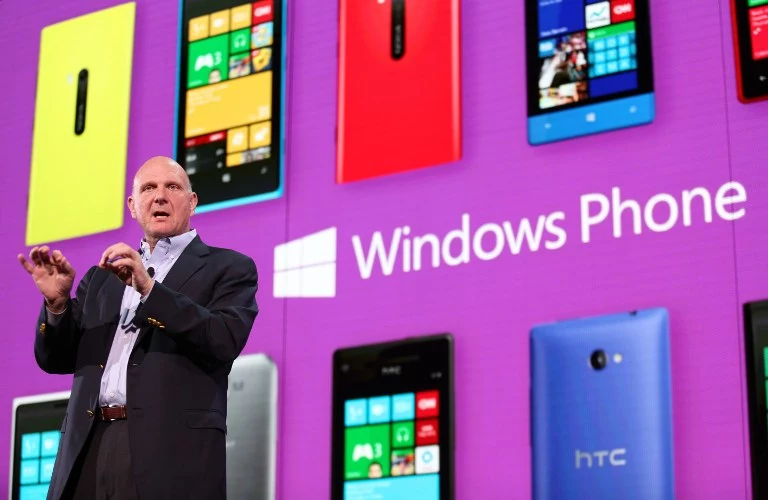 Premiera Windows Phone 8 w San Francisco - na scenie Steve Ballmer, szef Microsoft