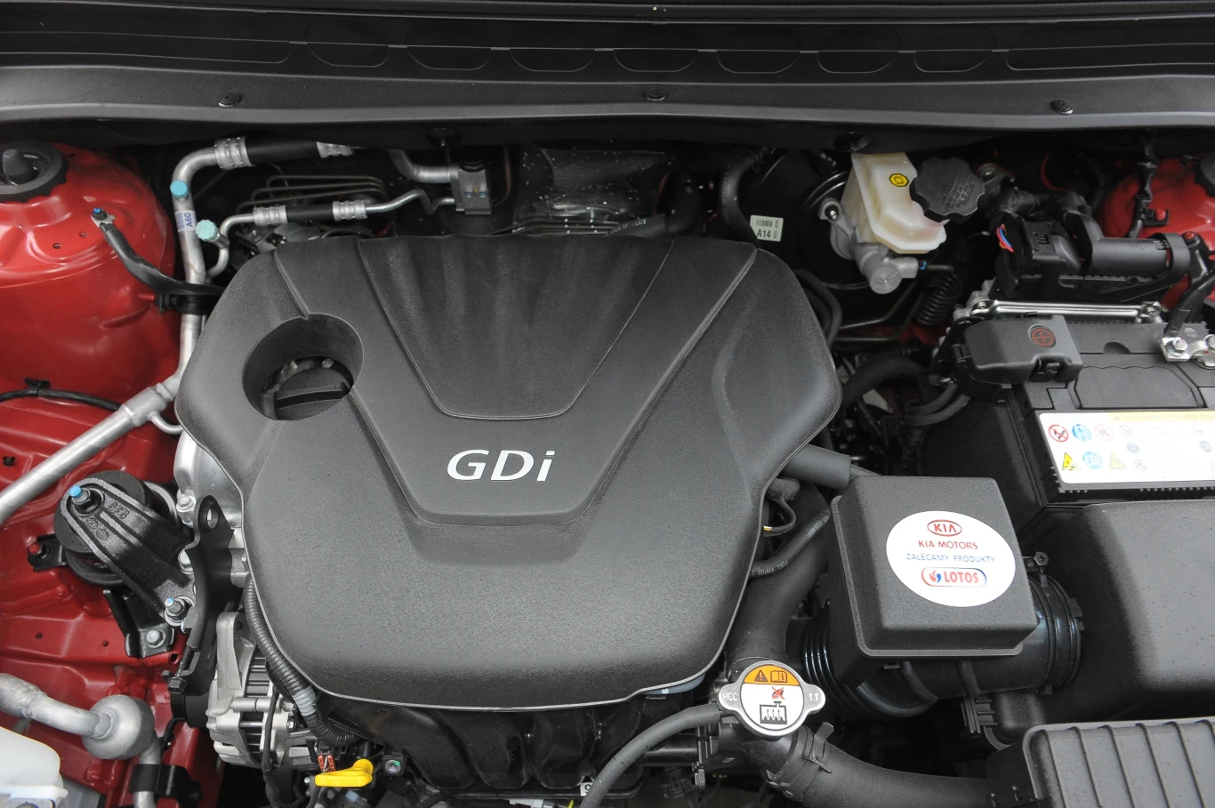 Silnik benzynowy 1,6 l o mocy 140 KM zastąpił wersję 124-konną. Zapewnia niezłą dynamikę, ale zużywa za dużo paliwa w trasie.