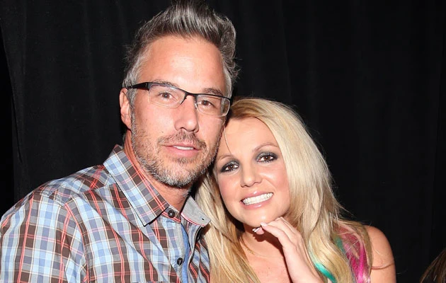 Britney Spears z narzeczonym Jasonem Trawickiem Britney Spears z narzeczonym Jasonem Trawickiem