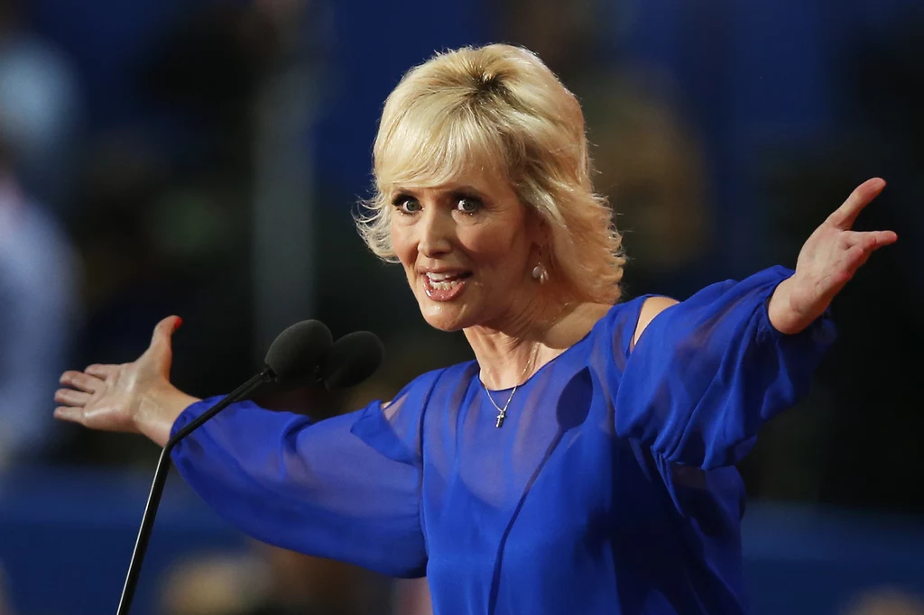 Janine Turner czyli Maggie O Connell z serialu "Przystanek Alaska" Janine Turner czyli Maggie O Connell z serialu "Przystanek Alaska"