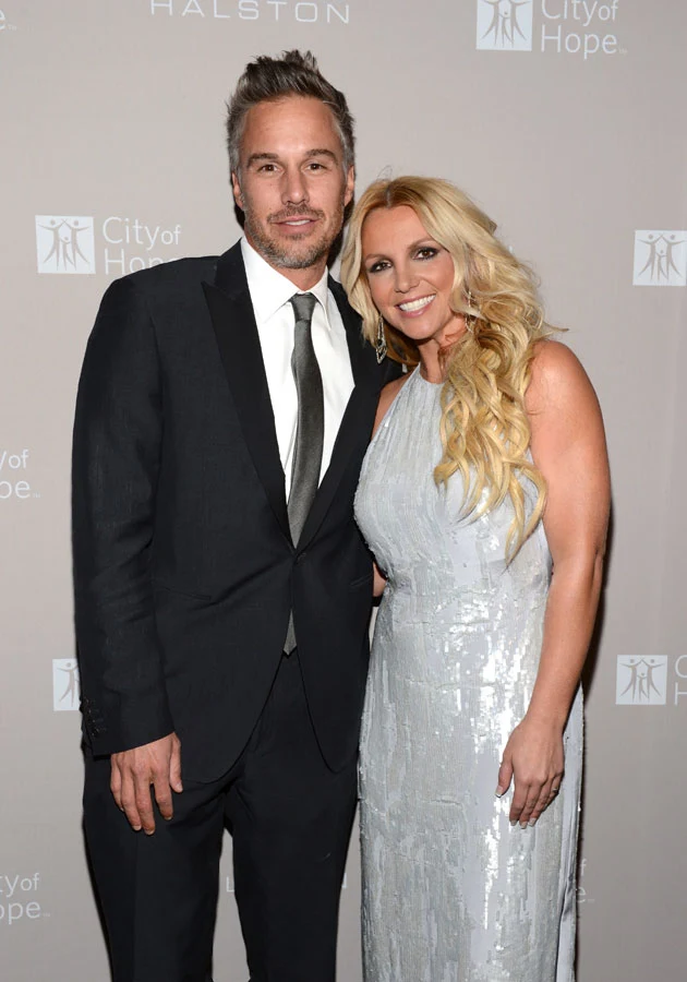 Britney z narzeczonym Jasonem Trawickiem