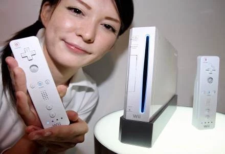 Kontroler Nintendo Wii - Wiimote - tu wyciągnięcie ręki do osób, które nie są graczami