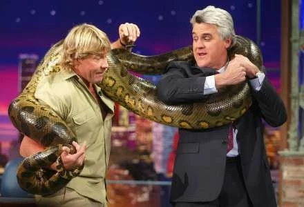 Jay Leno i Steve Irvin w programie "The Tonight Show" na antenie NBC