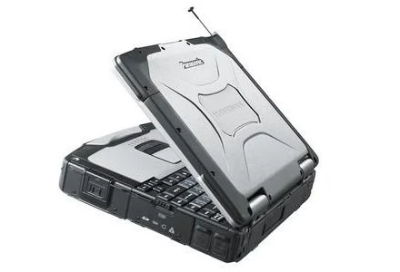 Pancerny Panasonic Toughbook CF-30. Obudowa ze stopu magnezu chroni podzespoły.