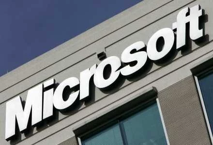 Microsoft nigdy nie aktualizuje swoich programów perzy pomocy załączników do maili Microsoft nigdy nie aktualizuje swoich programów perzy pomocy załączników do maili