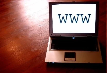 Nie należy ufać obcym przeglądarkom fot. Mario Alberto Magallanes Trejo Nie należy ufać obcym przeglądarkom fot. Mario Alberto Magallanes Trejo