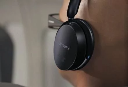 Sony MDR-NC500D - muzyczne odcięcie się od świata podczas podróży