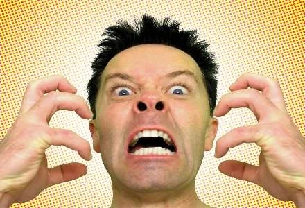 Wirusy, łańczuszki i wulgaryzmy - takie rzeczy bardzo irytują polskich internautów - fot. Bob Smith Wirusy, łańczuszki i wulgaryzmy - takie rzeczy bardzo irytują polskich internautów - fot. Bob Smith