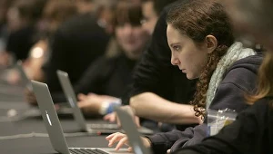 Bandyci byli doskonale zorganizowani. Obrabowanie sklepu Apple zajęło im 31 sekund
