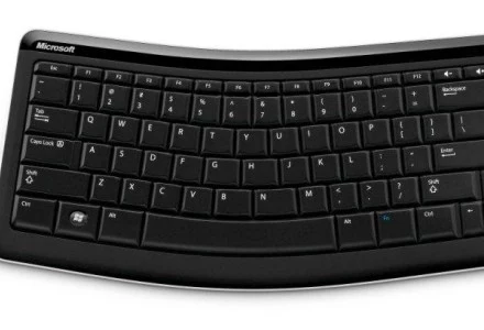Firma Microsoft zaprezentowała po raz pierwszy Bluetooth Mobile Keyboard 6000 Firma Microsoft zaprezentowała po raz pierwszy Bluetooth Mobile Keyboard 6000
