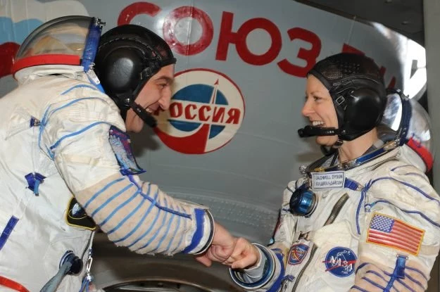 Amerykańscy astronauci oraz rosyjscy kosmonauci podczas szkolenia przed startem na ISS