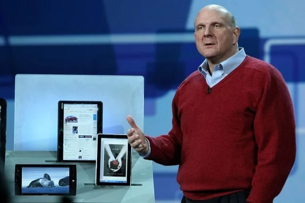 Steve Ballmer, szef Microsoft, zaprezentował Slate PC od HP w Las Vegas w styczniu