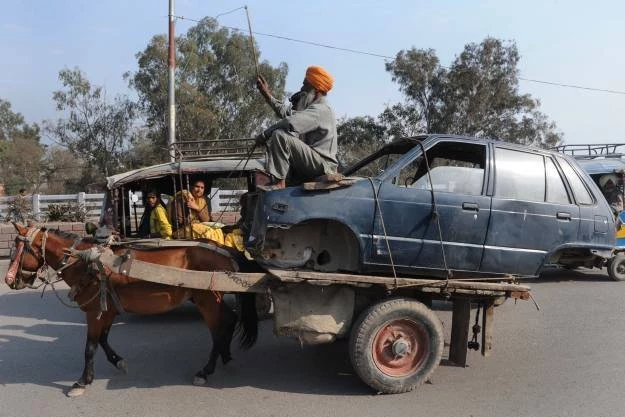 Dzięki Facebookowi policja z New Delhi wystawiła już 665 mandatów