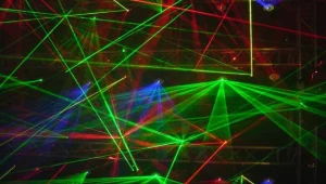 Badania naukowców pozwolą udoskonalić lasery Fot. Scott Veenhuizen
