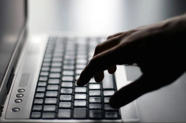 Przez ignorancję i nieuwagę internautów można łatwo zdobyć ich prywatne dane fot. Jakub Krechowicz Przez ignorancję i nieuwagę internautów można łatwo zdobyć ich prywatne dane fot. Jakub Krechowicz