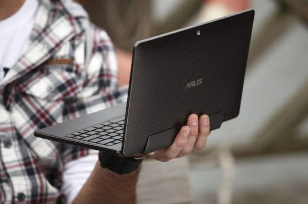 Eee Pad Transformer - za sprawą klawiatury, to może być ciekawa alternatywa dla iPada Eee Pad Transformer - za sprawą klawiatury, to może być ciekawa alternatywa dla iPada