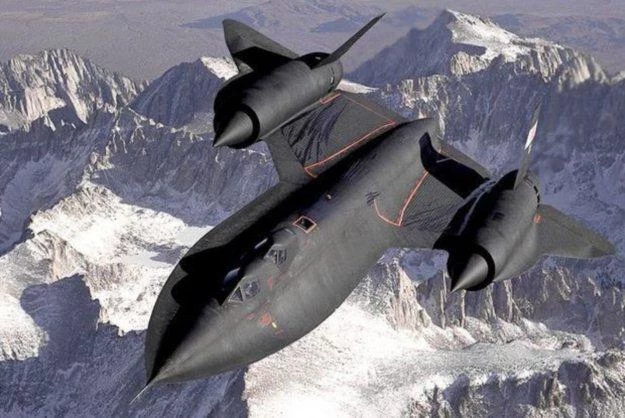 SR- 71 Blackbird - tylko garstka osób mogłaby podróżować tego typu sprzętem