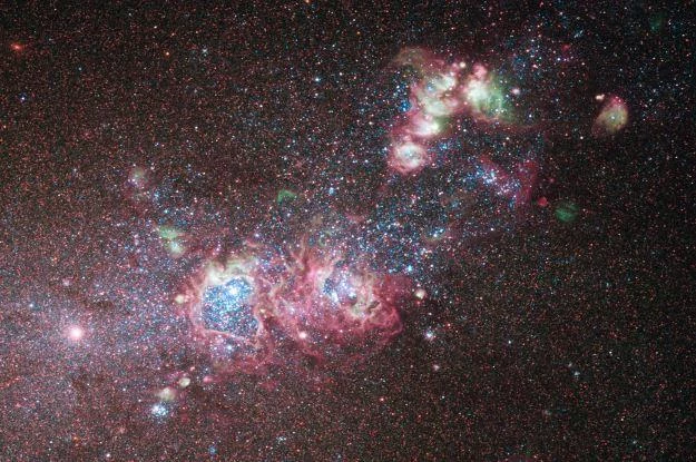 Nowa kamera umożliwia astronomom badanie młodych galaktyk