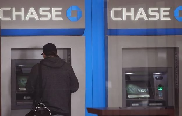 Złodzieje znaleźli sprytny sposób na okradanie bankomatów sieci Chase Bank