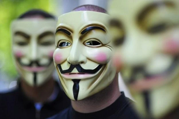 Postać Guya Fawkesa stała się symbolem dla współczesnych cyberprzestępców Postać Guya Fawkesa stała się symbolem dla współczesnych cyberprzestępców