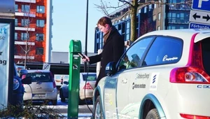 System doładowań samochodów elektrycznych