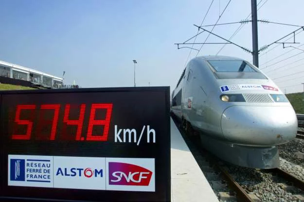 Francuski TGV V150, który trzyma rekord prędkości pojazdu szynowego