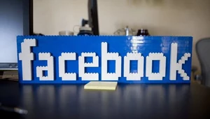 Na każdym użytkowniku Facebook zarabia średnio od 4,69 do 4,81 dol.