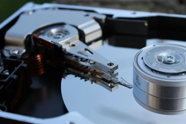 Dyski HDD nadal dominują nad dyskami SSD