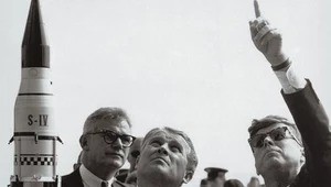 Von Braun w towarzystwie ówczesnego administratora NASA.  Fot. NASA