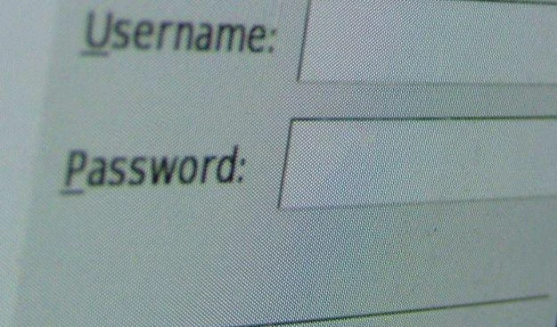 Nie tylko Windows jest systemem zagrożonym atakiem fot. Joshua Davis Nie tylko Windows jest systemem zagrożonym atakiem fot. Joshua Davis