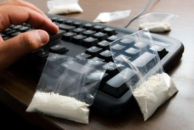 Uzależnienie od internetu działa podobnie, jak inne nałogi Uzależnienie od internetu działa podobnie, jak inne nałogi